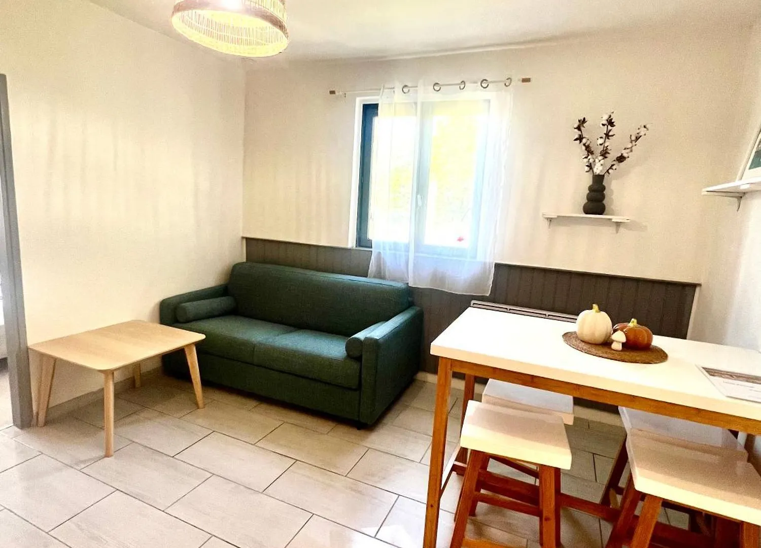 Superbe Appartement Au Calme En Coeur De Village Saint-Sulpice